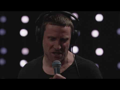 Youtube: Sleaford Mods - Moptop (Live on KEXP)