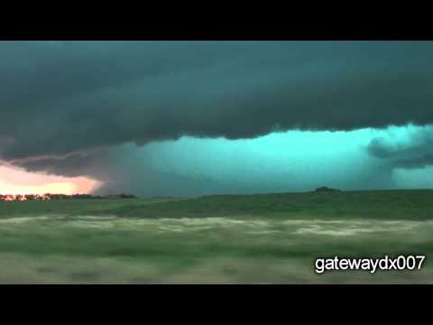 Youtube: Shelf Cloud/ Awesome Storm Structure - Lidgerwood, ND