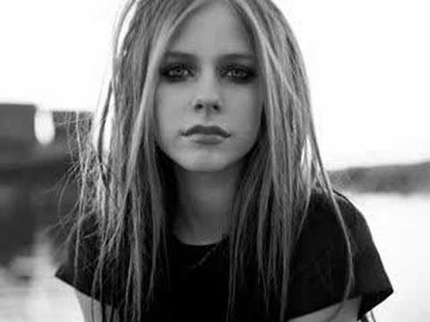 Youtube: Avril Lavigne - I Miss You/Slipped Away