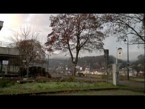 Youtube: Kabinenbahn Trier - Talstation am 11.12.2011 - Teil 1 von 2