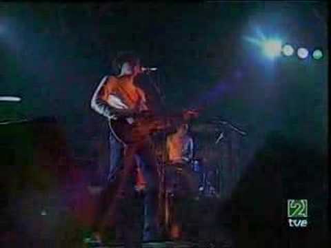 Youtube: SINIESTRO TOTAL . . . OPERA TU FIMOSIS . en directo 22/10/83