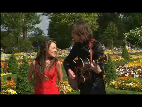 Youtube: Maite Itoiz & John Kelly - Röslein auf der Heiden 2009