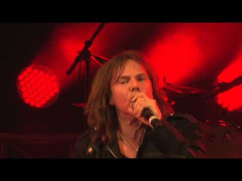Youtube: Europe - Carrie (Live) (2011) (HD)