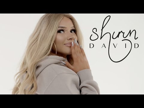 Youtube: Shirizzle Shop Lookbook (Merch) | Shirin David