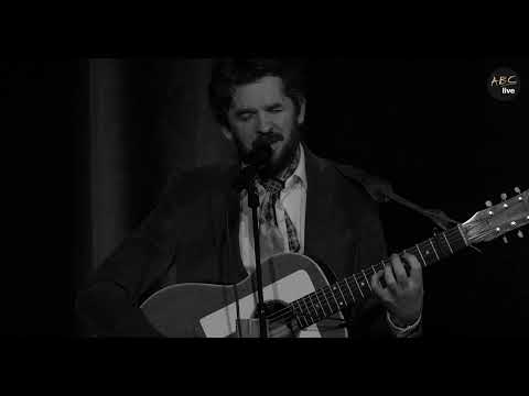 Youtube: Thomas Dybdahl - Moving pictures ( Live from ABC Studio)