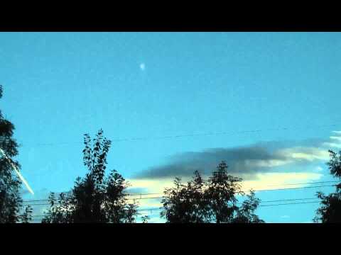 Youtube: 2010-08-26 UFO - mysterious moving light above Austria / Linz