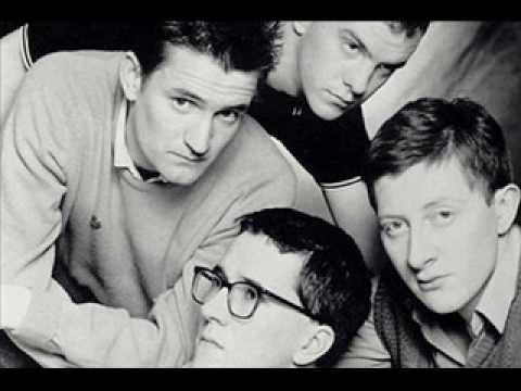 Youtube: Housemartins - Johannesburg