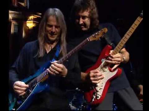 Youtube: deep purple & led zeppelin & eric clapton & london shymphony orchestra - smoke on the water.mpg