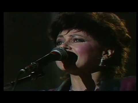 Youtube: Ina Deter - Neue Männer braucht das Land 1982