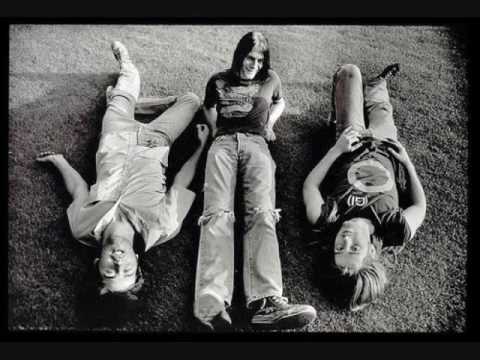 Youtube: Nirvana - Love Buzz [With Lyrics on Video]
