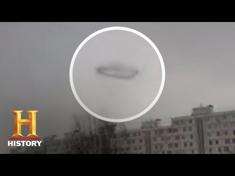 Youtube: Unidentified: Stunning Reports of Triangle Shaped UFOs (Season 2) | History