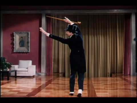 Youtube: Fred Astaire - Puttin' On the Ritz (DVD Quality)