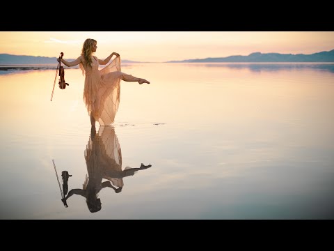 Youtube: Lindsey Stirling - Angels We Have Heard On High (Official Video)