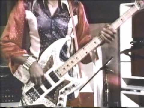 Youtube: BOOTSY'S BASIC FUNK FORMULA