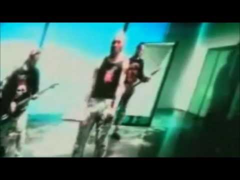 Youtube: The Exploited - Beat the Bastards (Videoclip)