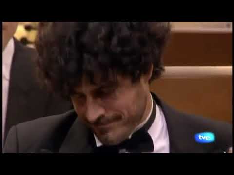 Youtube: Concierto de Aranjuez. II Adagio. Joaquín Rodrigo. Pablo Saínz Villegas/Carlos Kalmar/ORTVE.