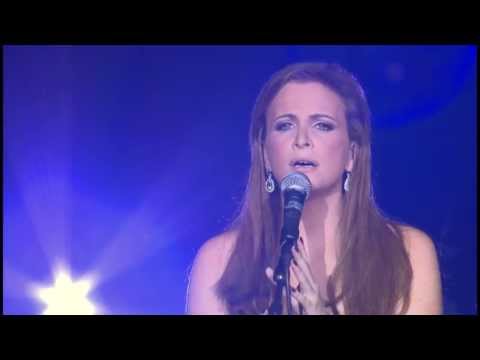 Youtube: Tania Kassis - Islamo-Christian AVE (live at l'Olympia) | تانيا قسيس - الصلاة الإسلامية المسيحية