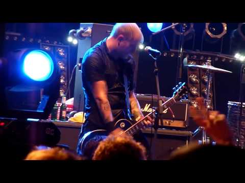 Youtube: Street Dogs - Fighter + Guns of Brixton / Live @ Eier mit Speck Viersen 28.07.2012 (720p HD)