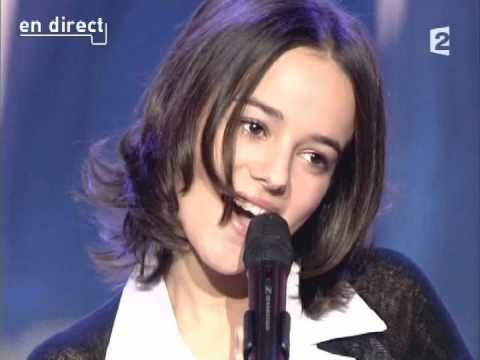 Youtube: Alizee "Ella, Elle l'a" 2003 tribute to France Gall!