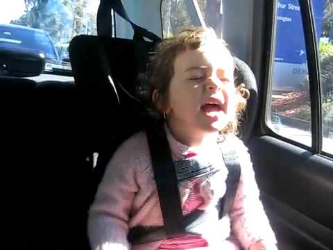 Youtube: Heal the World chanté par une petite fille (elle y met tout son coeur) !!!!2.flv
