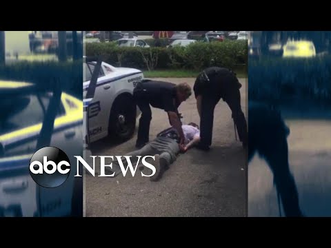 Youtube: Cops suspended after violent arrest caught on video