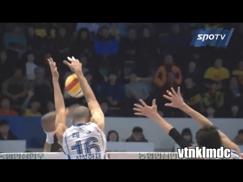 Youtube: TOP 10 Best Volleyball Blocks