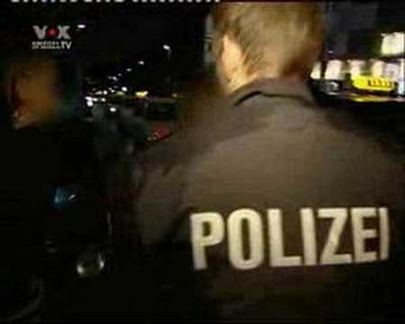 Youtube: Schlägerei in Kiel - Polizeischüler auf Streife