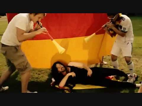 Youtube: Schland o Schland - Uwu Lena [Offizielles Video]