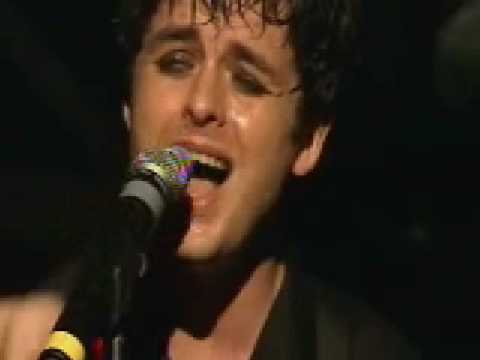 Youtube: Green Day - Wake Me Up When September Ends [Live @ KROQ Almost Acoustic 2004]