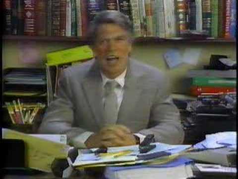 Youtube: Joe Piscopo does Andy Rooney and others