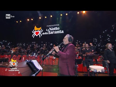 Youtube: Calinitta, la celebre canzone in griko salentino | La Notte della Taranta 2025
