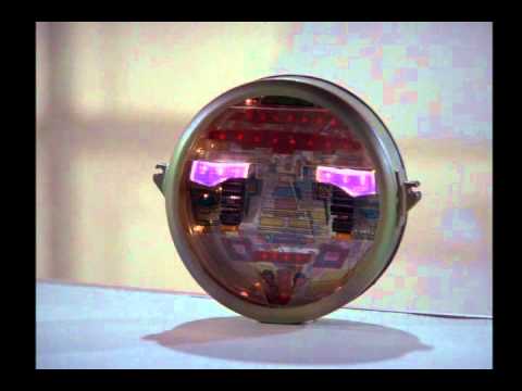 Youtube: "Buck Rogers In The 25th Century" (1979): Twiki says "L'Chaim."