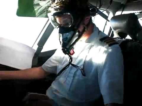 Youtube: Top Gun 737 pilot