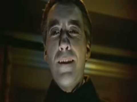 Youtube: Christopher Lee - Dracula