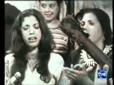 Youtube: Flamenco verdadero: Lole y La Negra cantando en Espano-Arabe -YALLA HABIBI-