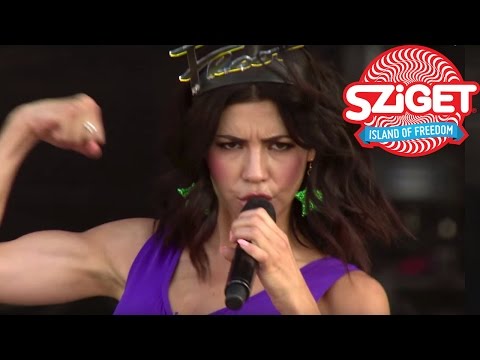 Youtube: Marina and the Diamonds - Primadonna Live @ Sziget 2015