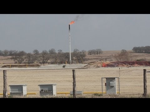 Youtube: Big Oil and Bad Air: Report Exposes Link Between Fracking and Toxic Air Emissions in Texas