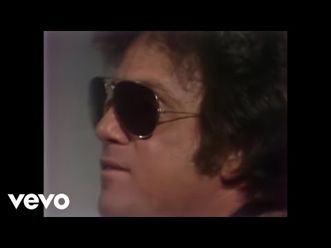 Youtube: Billy Joel - You May Be Right (Official Video)