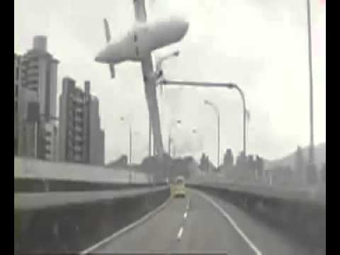 Youtube: CLOSE UP TRANSASIA CRASH CAUGHT ON TAPE | GE235