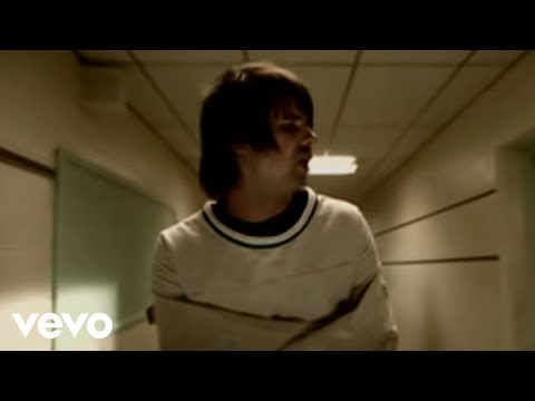 Youtube: Silverstein - My Heroine (Official Video)