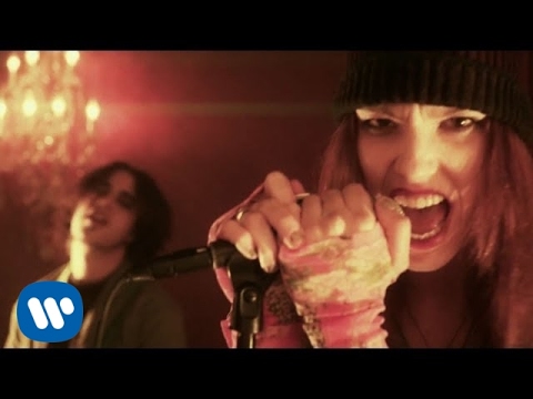 Youtube: Halestorm - Here's To Us [Official Video]
