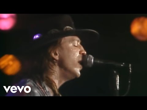 Youtube: Stevie Ray Vaughan - Texas Flood (Live at the El Mocambo)