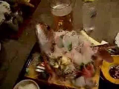 Youtube: Breathing Sashimi Sushi - Japan