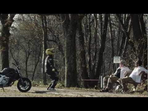 Youtube: Losamol - Moped Csauth (Offizielles Stunt Musik Video)