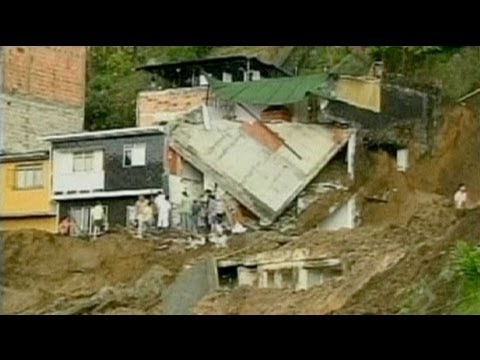 Youtube: Kolumbien: Zahlreiche Menschen bei Erdrutsch getötet