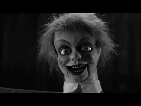 Youtube: Creepy horror puppet threatens children