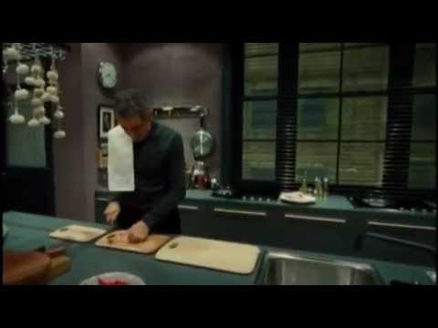 Youtube: Johnny English Reborn - After Credits Scene - Cooking