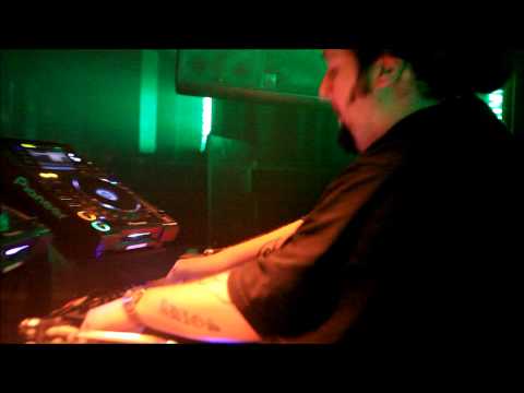 Youtube: Frank Kvitta @ Thunderdome Radio *Extreem-Party*