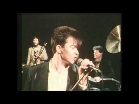 Youtube: PAUL YOUNG - Love Of The Common People full HD
