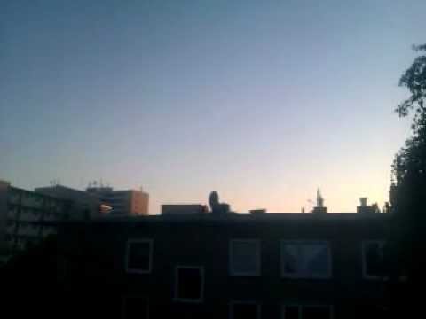 Youtube: UFO ORB SICHTUNG ÜBER HAMBURG! REAL UFO OVER HAMBURG! ORB UFO ÜBER HAMBURG! 2012